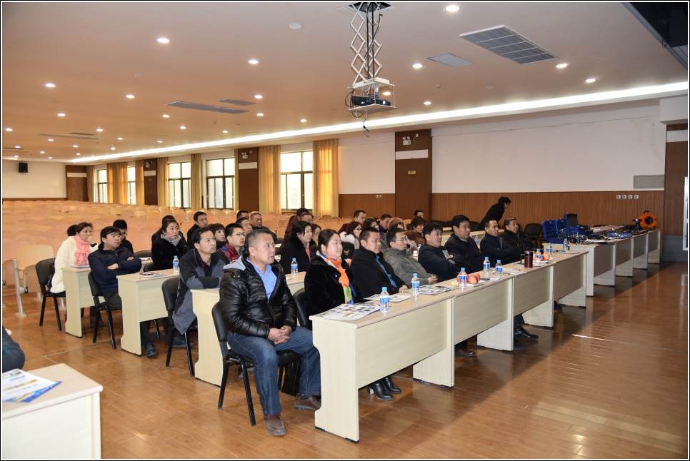 DSC_6716.JPG 新疆考察團(tuán)蒞臨威力集團(tuán)參觀(圖6)