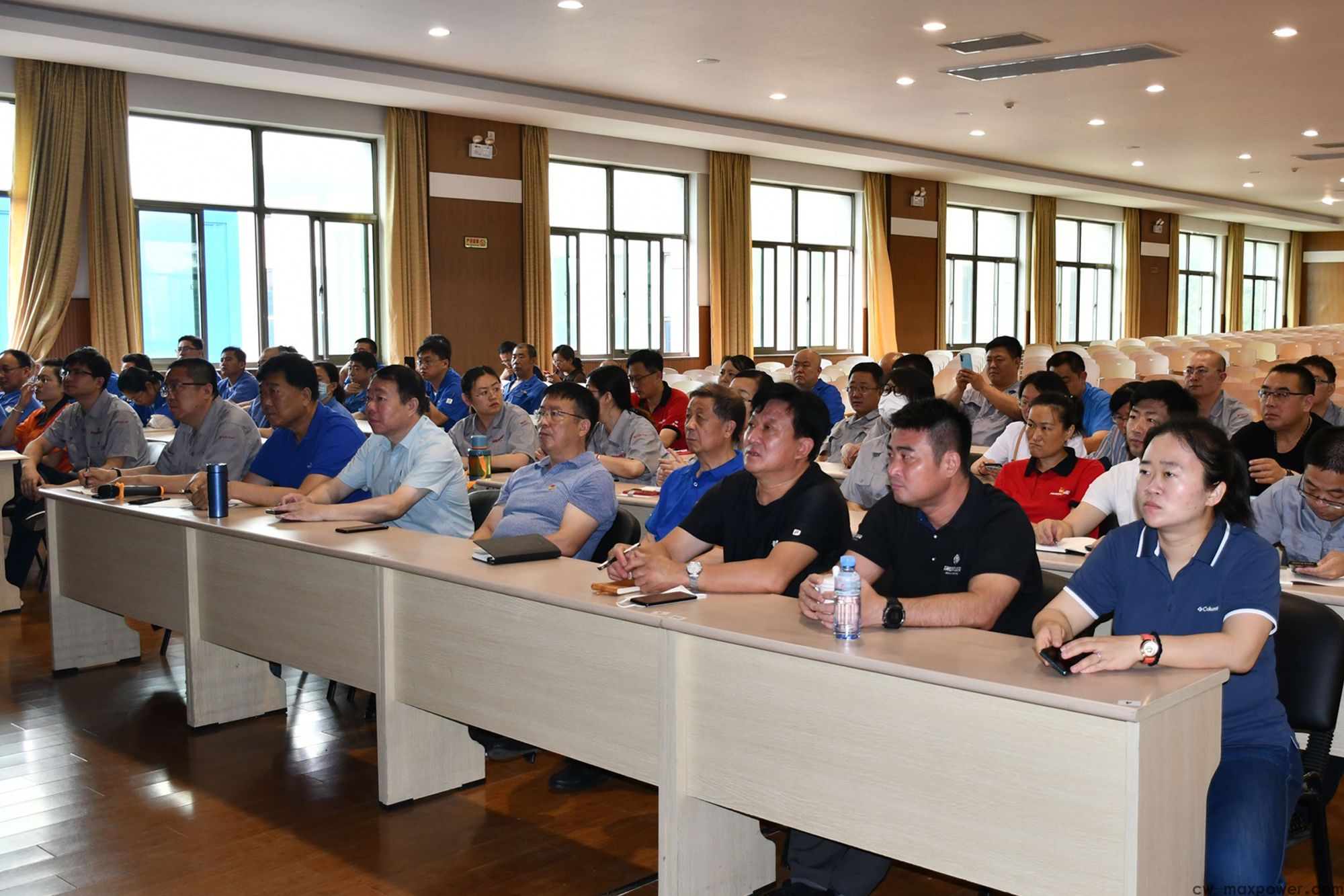 百年潮起共讀史 砥礪奮進新征程(圖5) 百年潮起共讀史 砥礪奮進新征程(圖5)